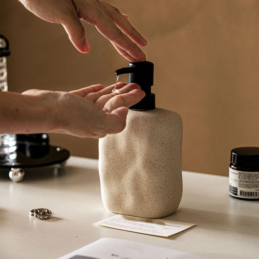Modern Ceramic Soap Dispenser, Beige Speckled Finish, Black Pump Top, Refillable Liquid Container for Bathroom Kitchen(440 ml) Kemu |Fashion Home Kitchen Beauty