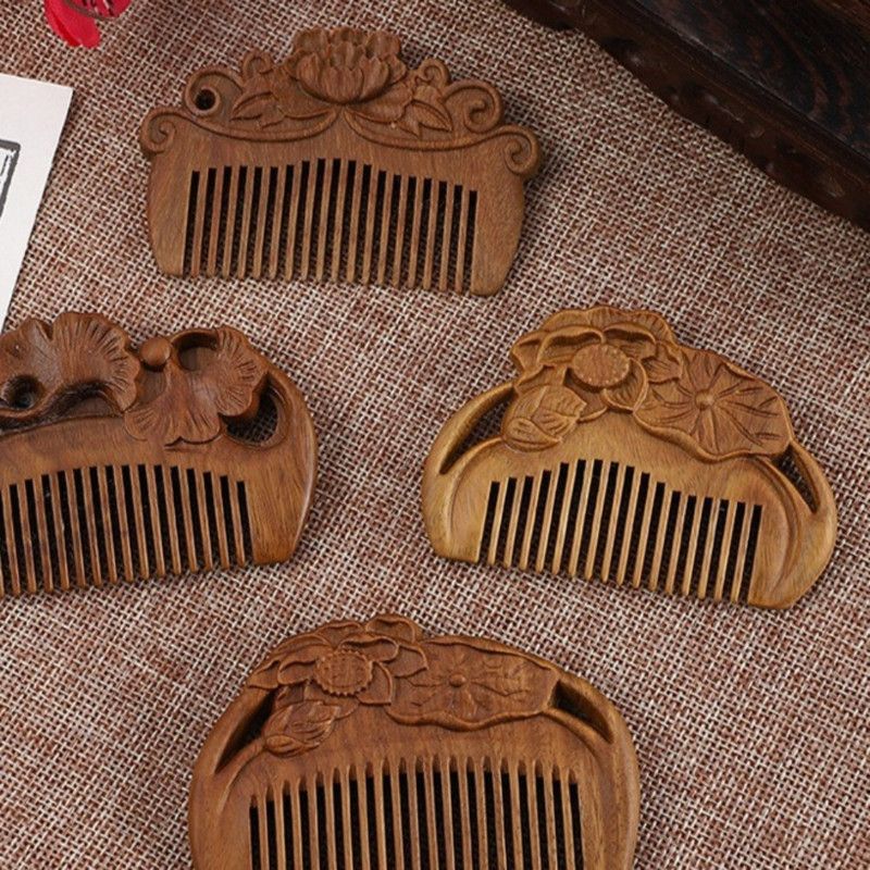8cm Mini Carved Sandalwood Comb, Vintage Lotus Flower 3D Engraved Portable Anti-Static Wooden Scalp Massage Comb Kemu |Fashion Home Kitchen Beauty