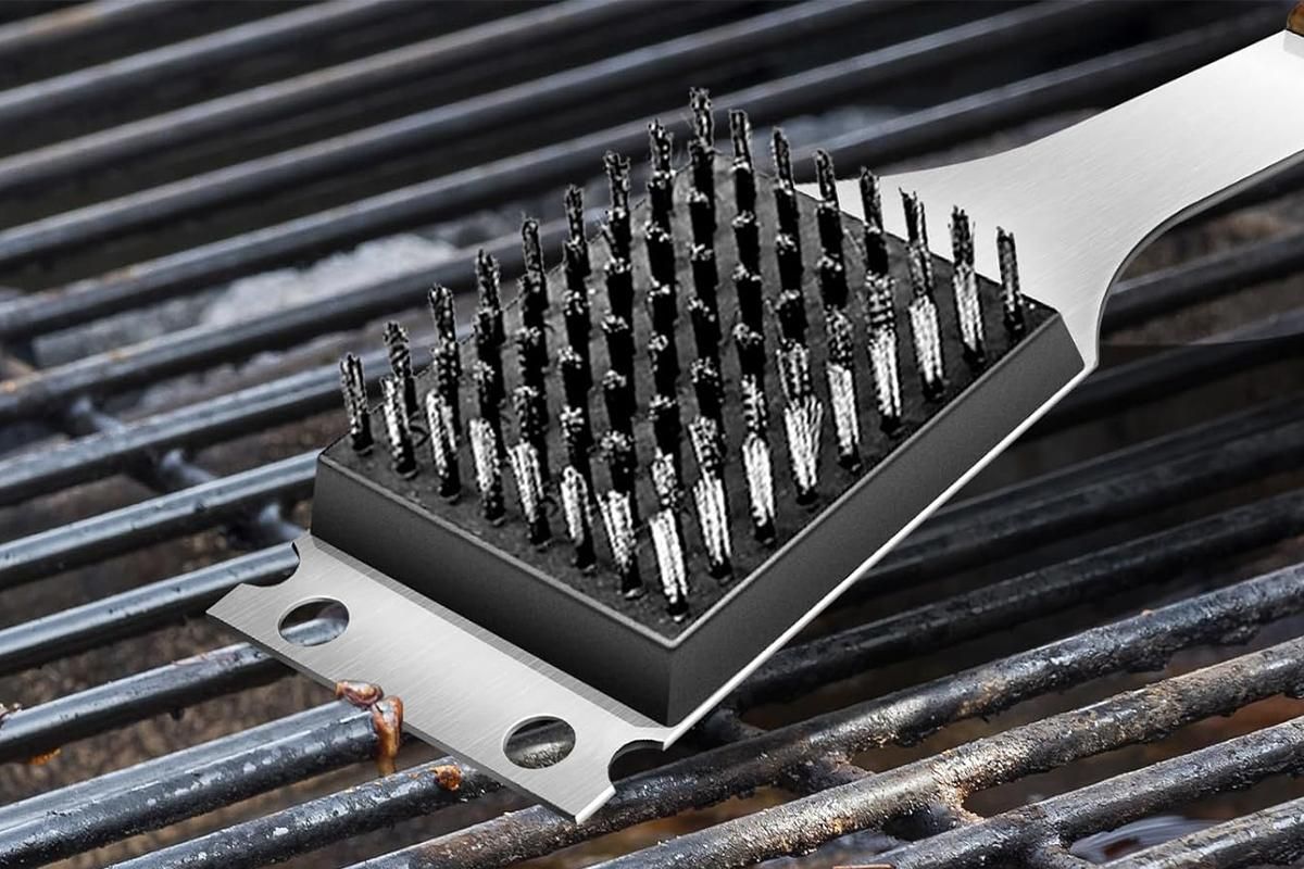BBQ Grill Brush & Scraper | Stainless Steel Bristles with Wooden Handle – 38cm Outdoor Grill Cleaner Kemu |Fashion Home Kitchen Beauty