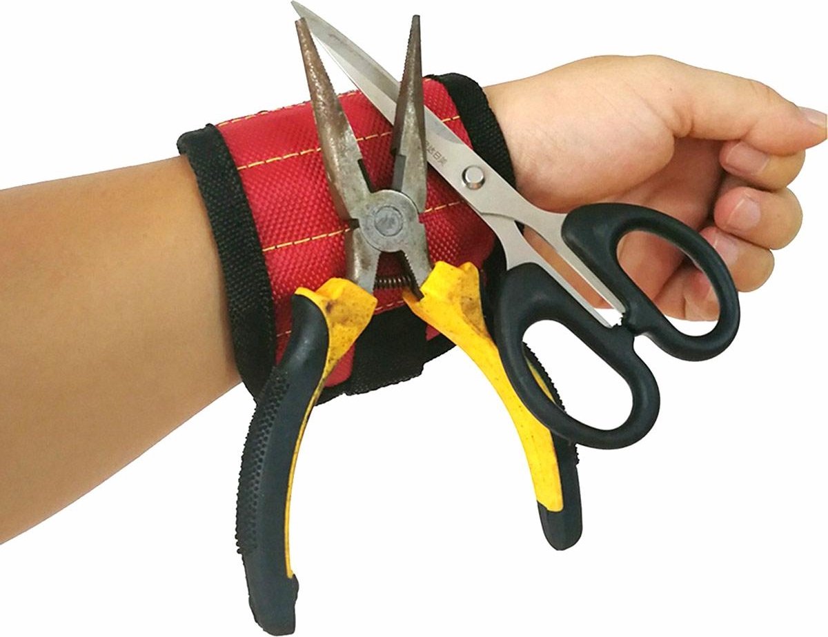 Magnetic Bracelet With 3 Magnetic Pockets | Wrist Tool Belt | Screw Wristband | DIY Bracelet | One Size | Black Kemu |Fashion Home Kitchen Beauty
