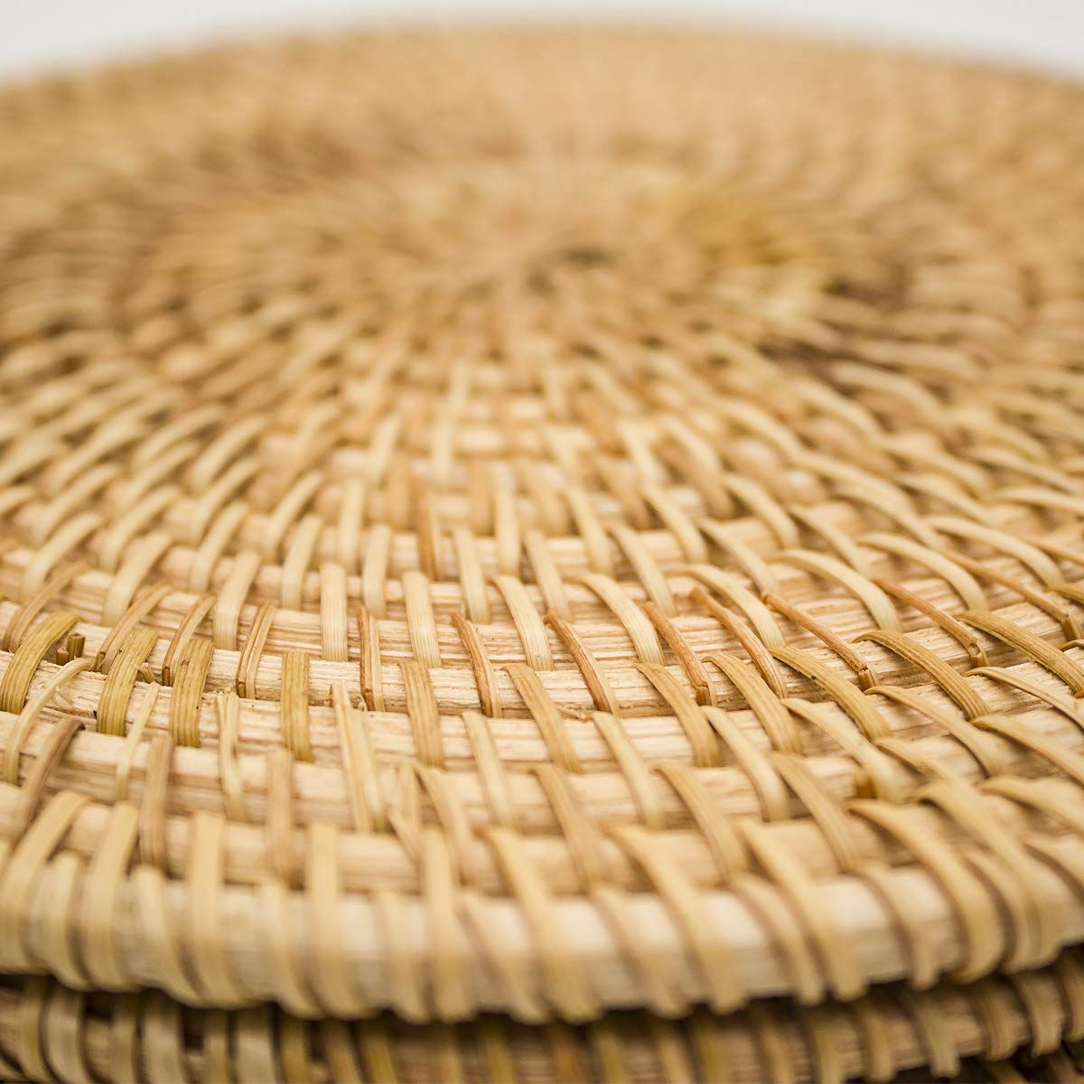 4pcs Trivets for Hot Dishes - Woven Rattan Trivets Hot Pads for Dinning Table,Kitchen Heat Resistant Straw Dish Coasters Placemats Pot Holder (16cm) Kemu |Fashion Home Kitchen Beauty