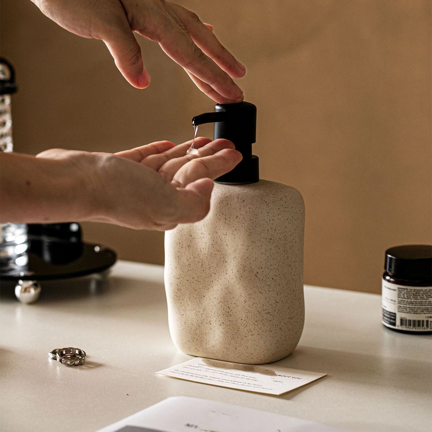 Modern Ceramic Soap Dispenser, Beige Speckled Finish, Black Pump Top, Refillable Liquid Container for Bathroom Kitchen(440 ml)