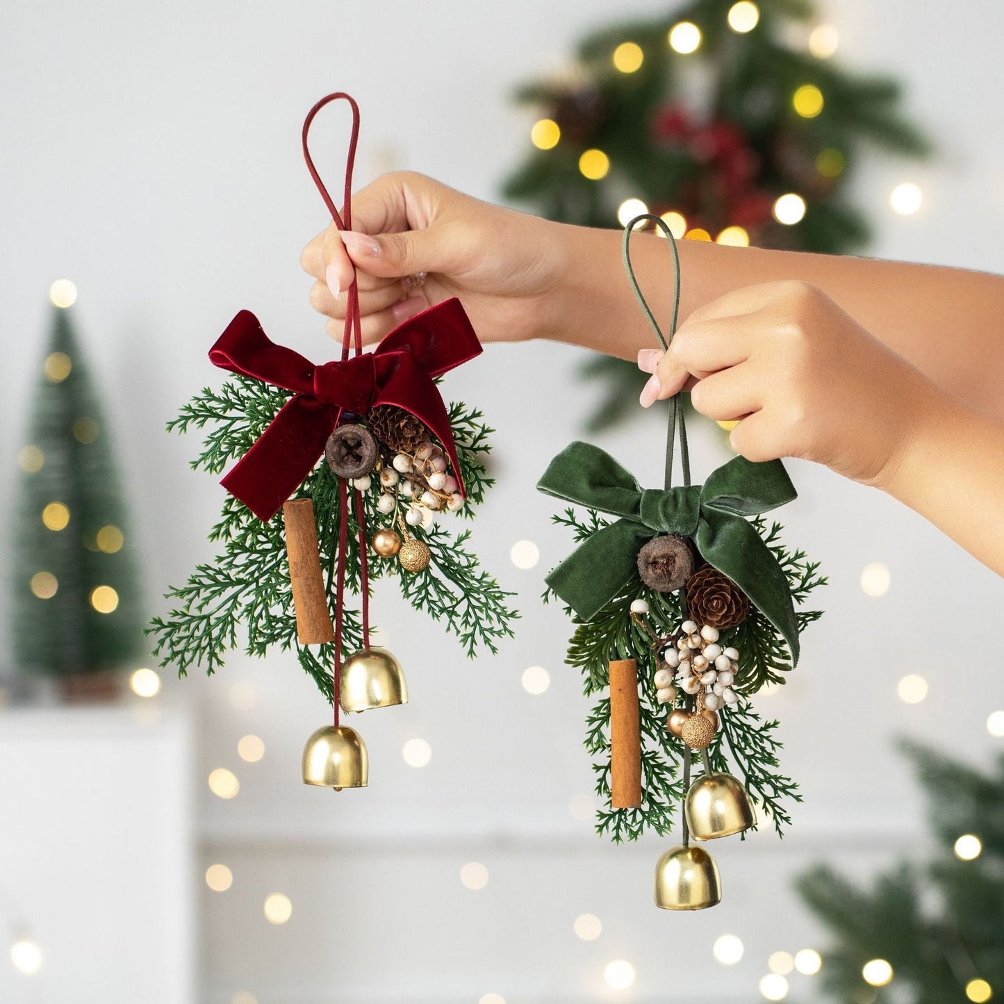 D8 Christmas Wreath Ornament Red 2 Pack Kemu |Fashion Home Kitchen Beauty