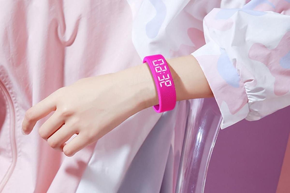 Digital Sports Watch Pedometer Vibrating Alarm Wristband - Pink