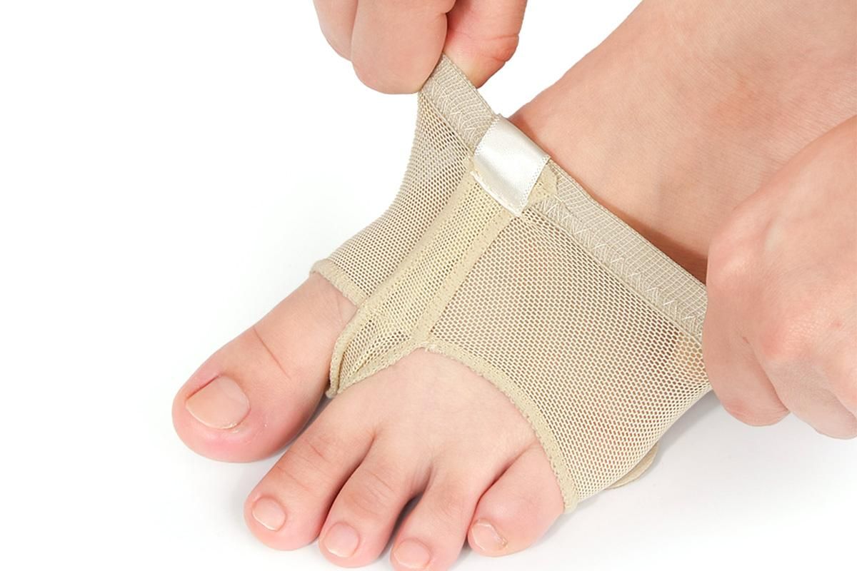 Foot Thongs Toe Undies Forefoot Shoes Ballet Dance Paws Pad Cover Half Lyrical - XL Kemu |Fashion Home Kitchen Beauty