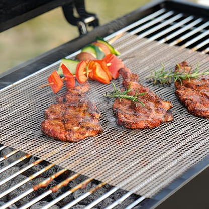 Black 3-Pack Premium Non-Stick PTFE Grill Mesh Mats - Reusable, easy-to-clean round wire mesh mats, perfect for outdoor grilling, ideal for chicken wings, etc., an essential cooking accessory for homes and dormitories. Kemu |Fashion Home Kitchen Beauty