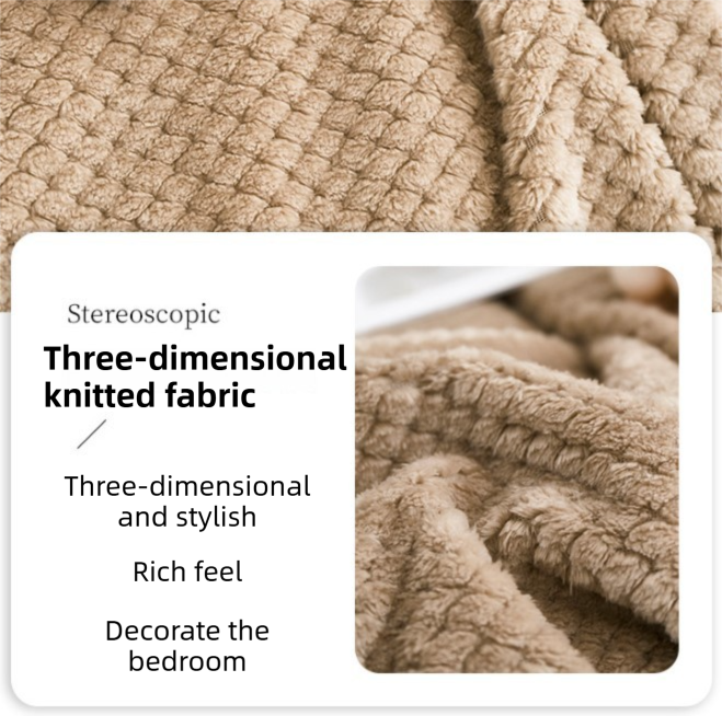 White Pineapple Grid Plush Blanket 45 x 65cm